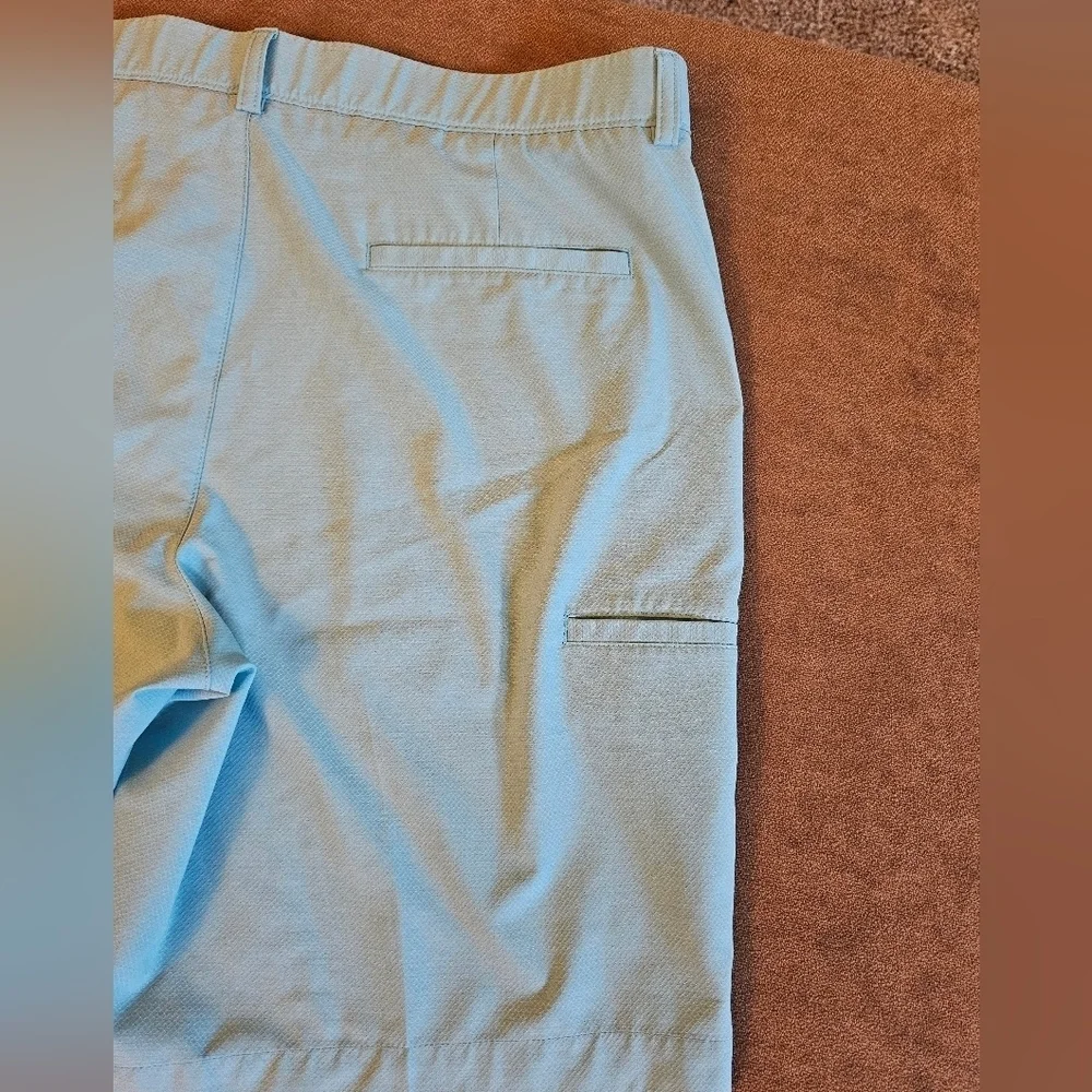 PGA Tour Golf Shorts Size 38